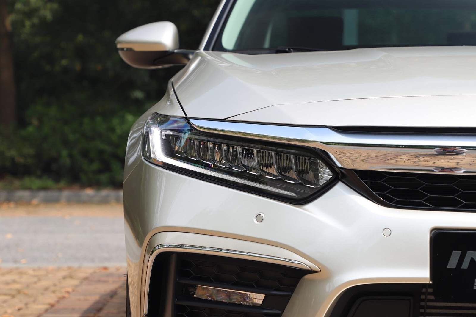 东风本田inspire260精致版落地价,本田雅阁1.5精英版与本田inspire