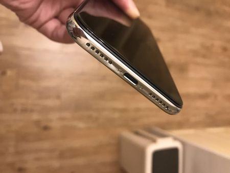 iphonex没贴膜全是划痕,iphonex建议使用什么钢化膜