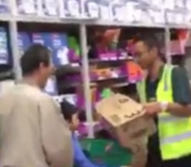 中国买澳洲奶粉,国人抢购奶粉