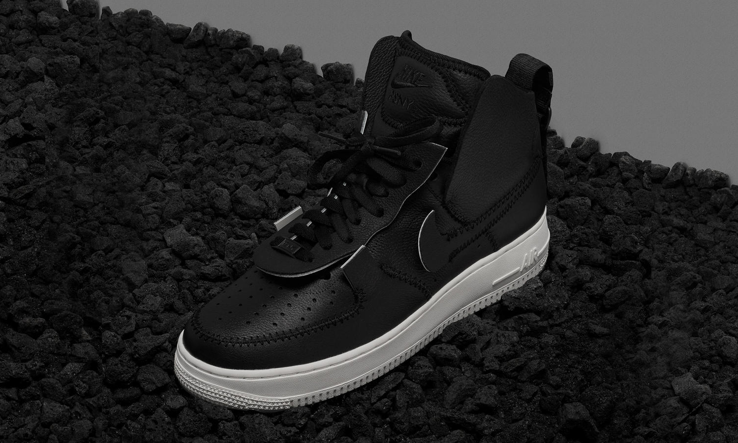 NIKE：这个九月你们被我安排的明明白白，就是收割你们的钱包！