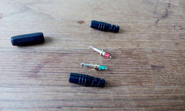 胡桃木耳罩，制作平衡耳机线材，左右声道地线分离效果显著