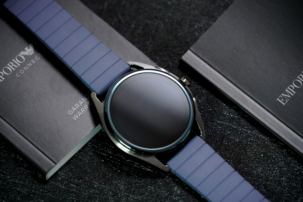 阿玛尼art5009手表评测,阿玛尼智能手表art5008是第几代