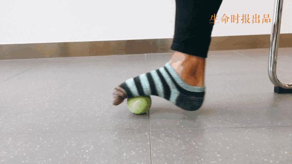 缓解颈肩腰腿痛的动作,四个动作颈肩腰腿全锻炼了