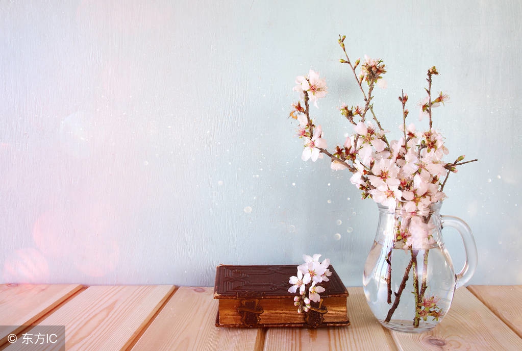 英语中几个到达的用法,到达的三种英语表达方式用法