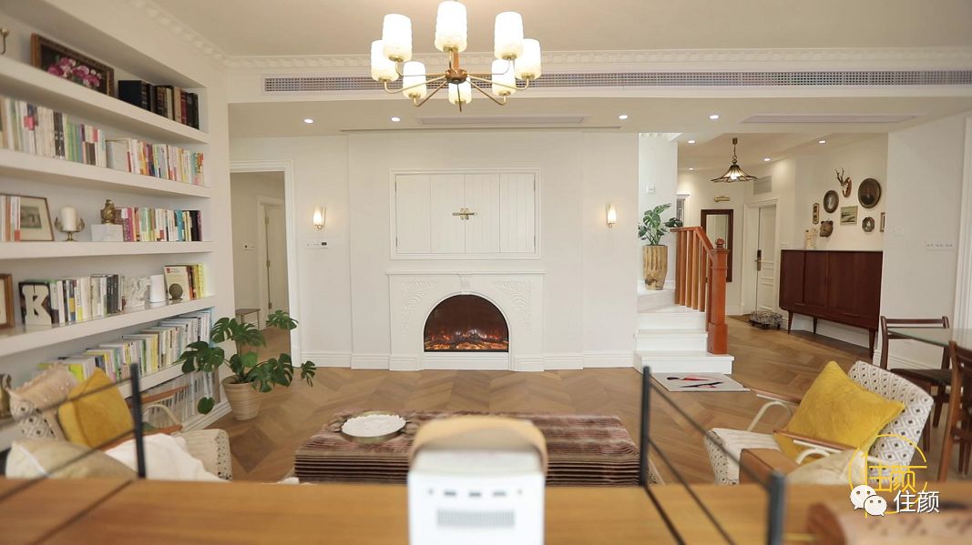 她不跟风网红款，竟花了60w把一堆旧家具搬回了家！