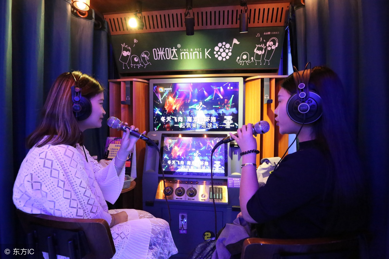 在ktv唱歌怎么能唱好听,在ktv唱歌时有哪些技巧新手学唱歌