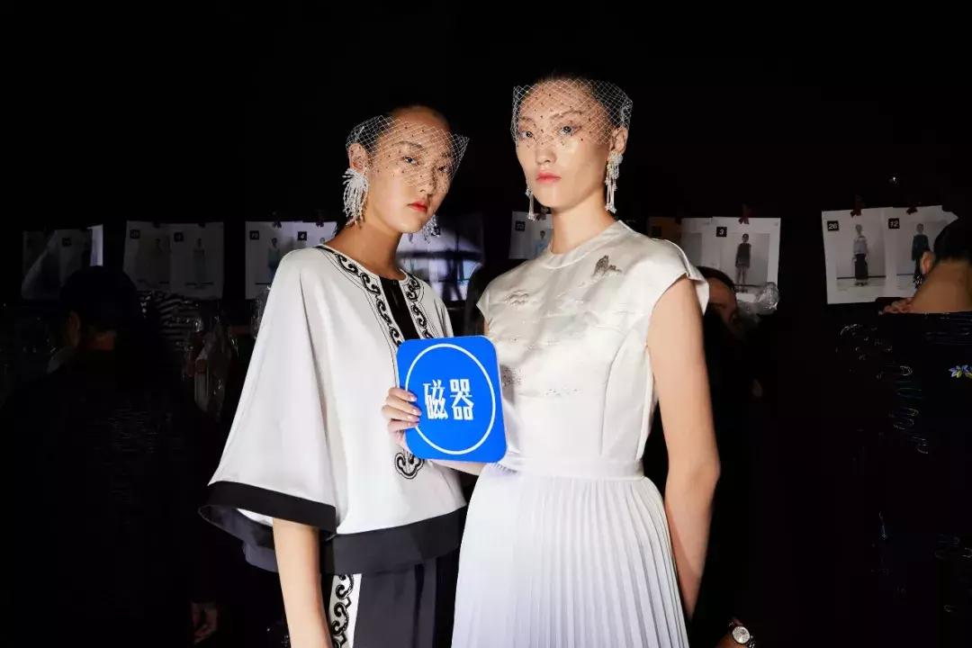 上海时装周看见最美摩登中国风,上海时装周看秀