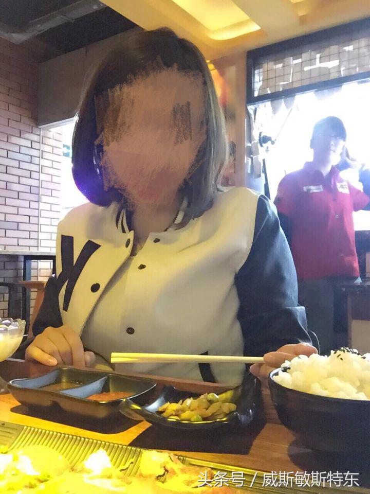 大胸女生如何穿衣搭配？有图有真相