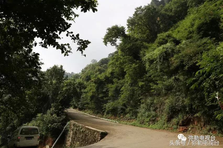 云南红河弥勒瀑布,弥勒滴水滩瀑布