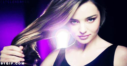 这届90后女孩,不配拥有戴森卷发棒