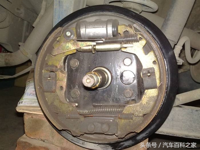 手刹的最佳使用方法和注意事项,汽车手刹原理及保养