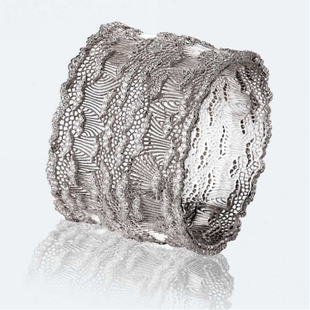 布契拉提，用黄金做蕾丝的“金艺王子”