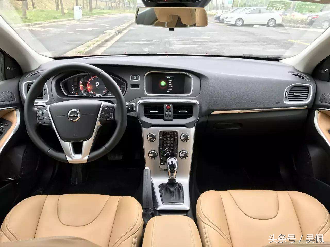 为何很多人愿意买二手豪车,为什么有人愿意买20万的车