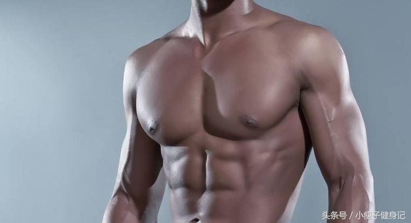 练胸感觉胸部受伤,练胸肩膀受伤了怎么办