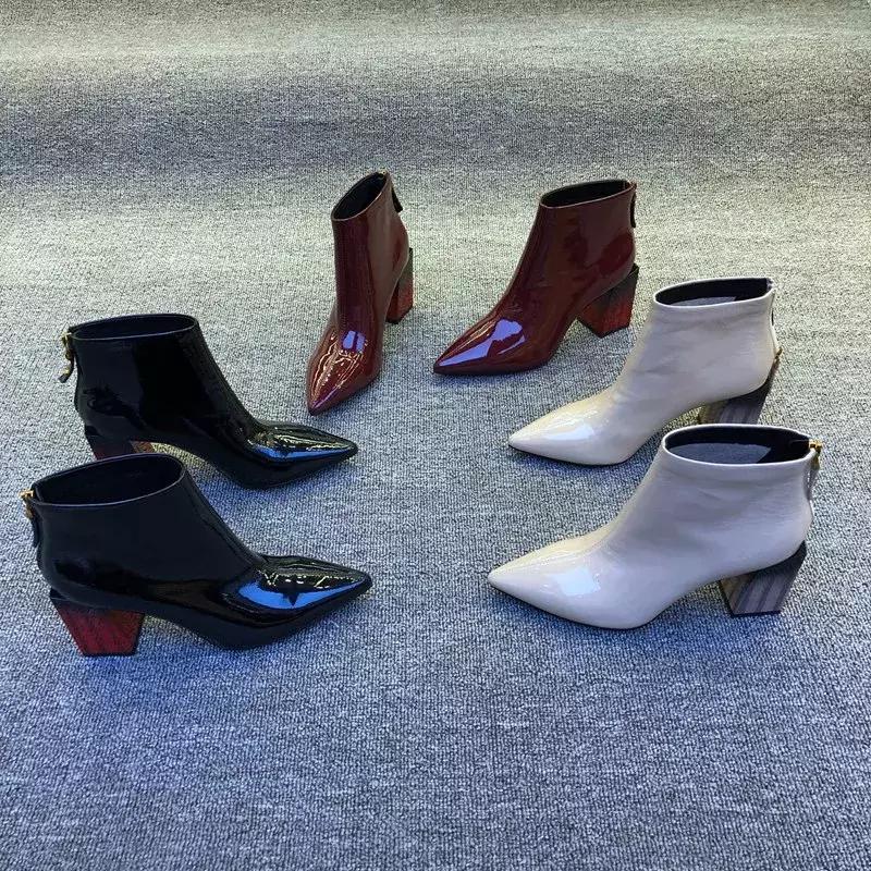 今年最潮的3双靴子,今年最火的靴子值不值得买