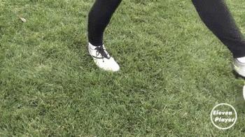 球门太小怎么射门,超远弧线射门技巧及训练方法