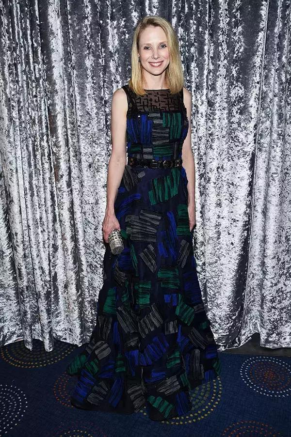 这样穿保准让你天天时髦不重样,女人30学会这么穿时髦感翻倍