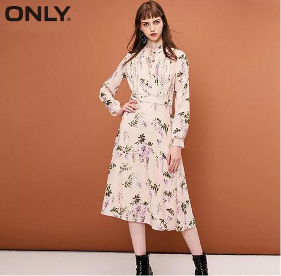 only一字肩上衣网红爆款,only上衣新款