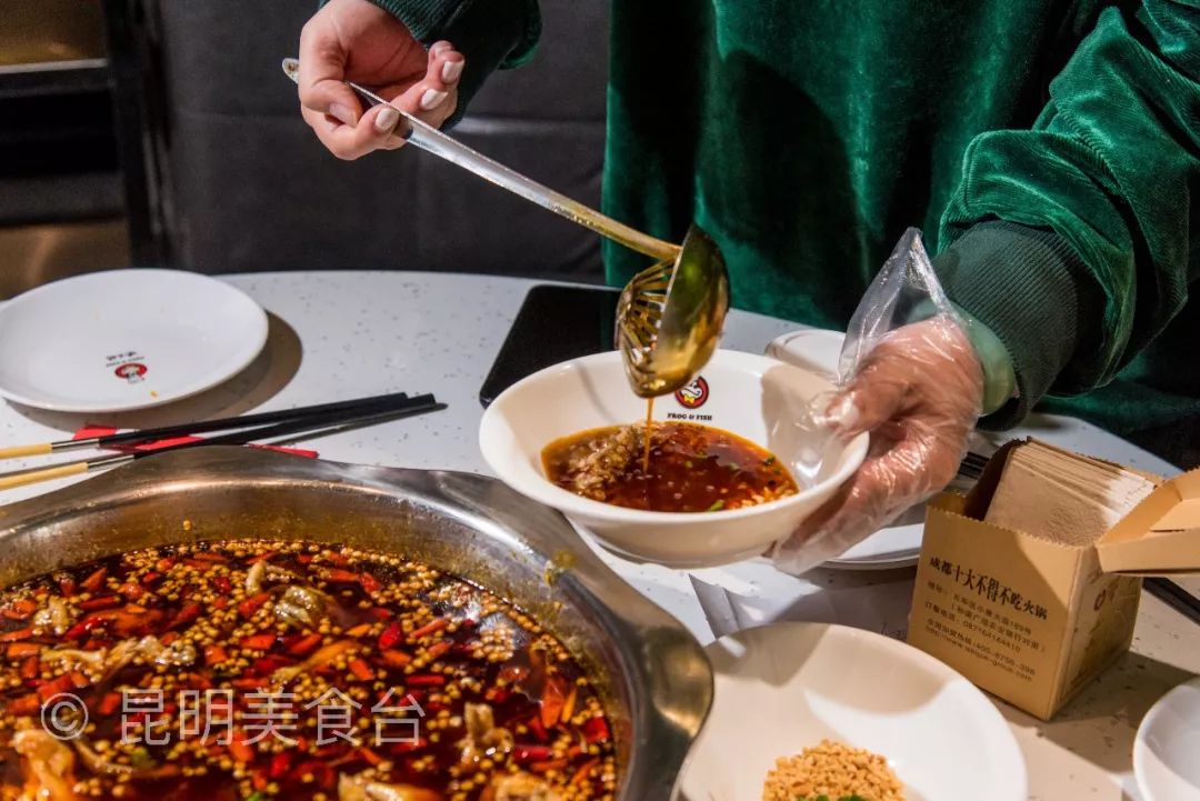 昆明排队4000桌的餐厅,昆明排队餐厅