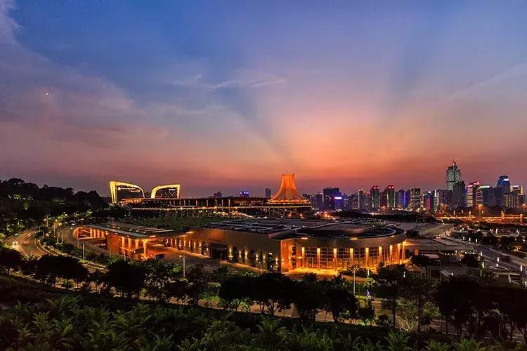 金秋十月，一群企业家办了件大事儿……