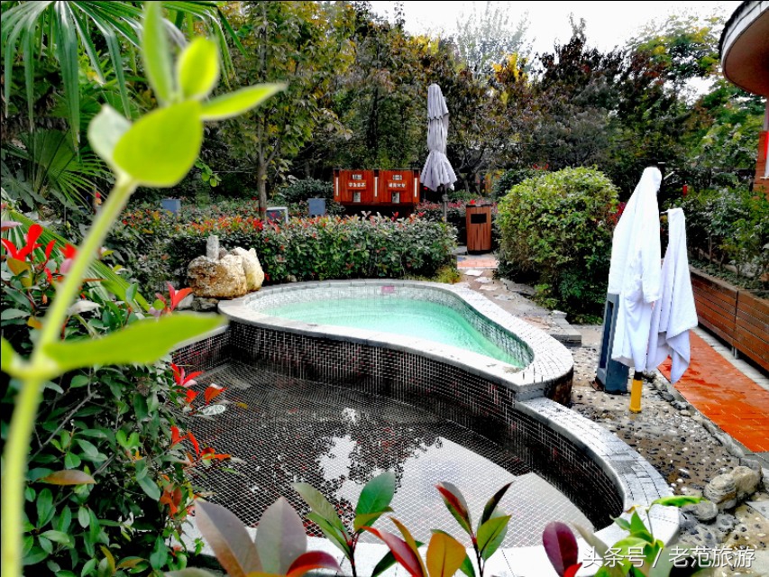 赏山赏水赏风景,凤凰山旅游温泉