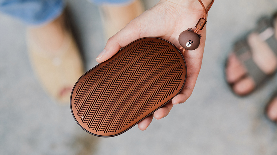 line鑱斿悕钃濈墮鑰虫満,line钃濈墮闊崇