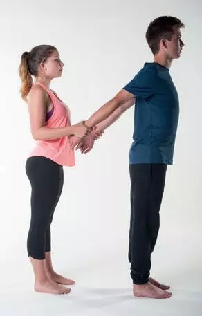 运动后拉伸放松有用吗,站立拉伸让你的运动效果事半功倍