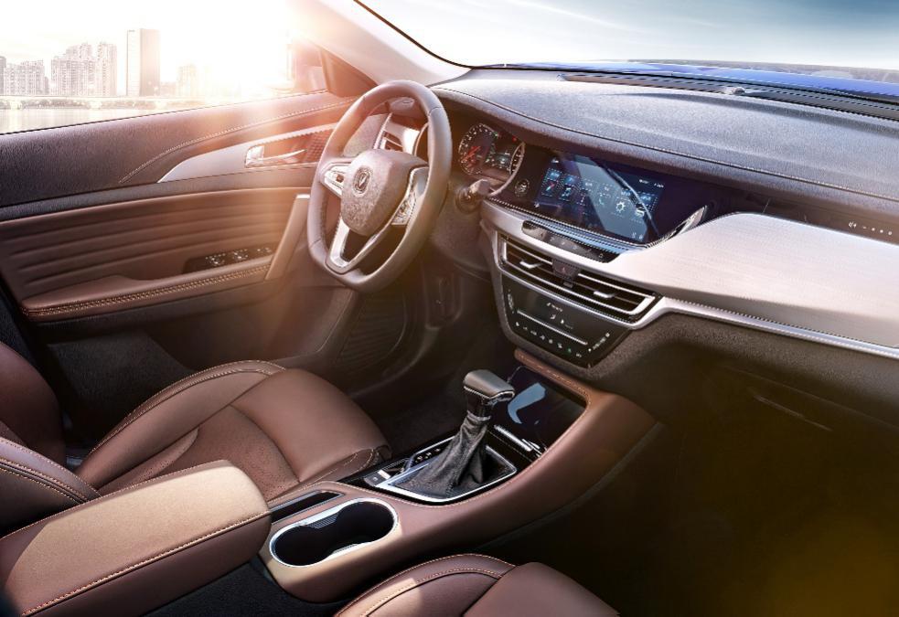 长安汽车cs35plus智联蓝鲸版,带你深度了解长安cs55plus蓝鲸版