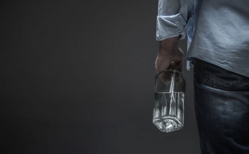 喝酒要适可而止吗,喝酒适量利弊