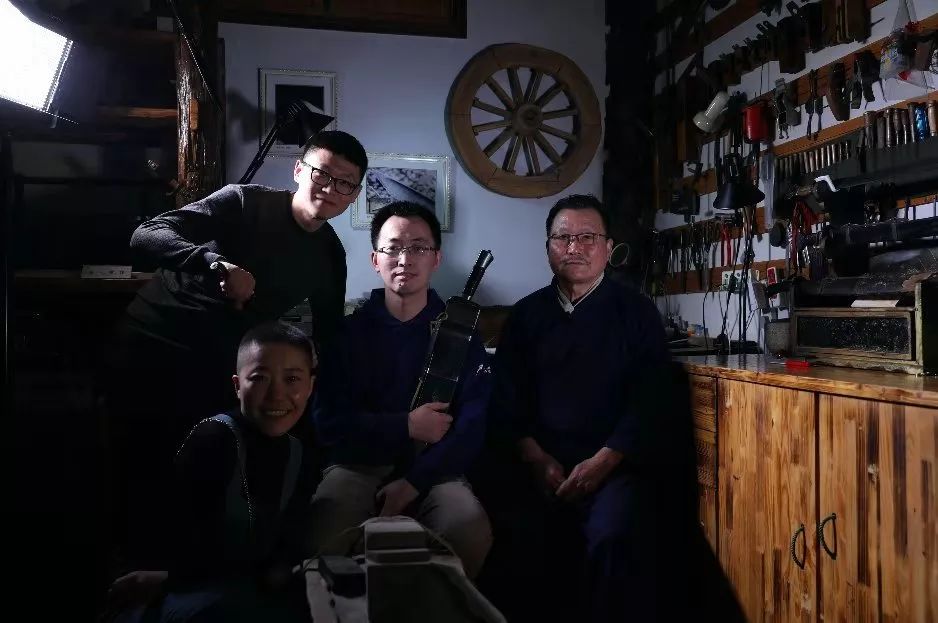 閲囪闃夸笁瑙ｈ,琛楀ご閲囪闃夸笁