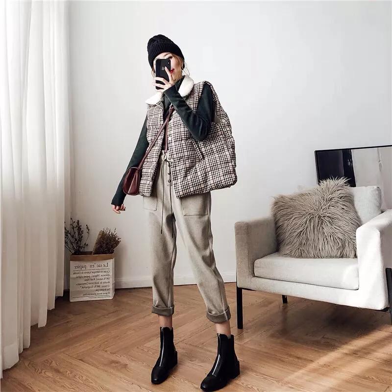 棉马甲搭配丝绒裤,黑色马甲搭配牛仔裤秋冬季