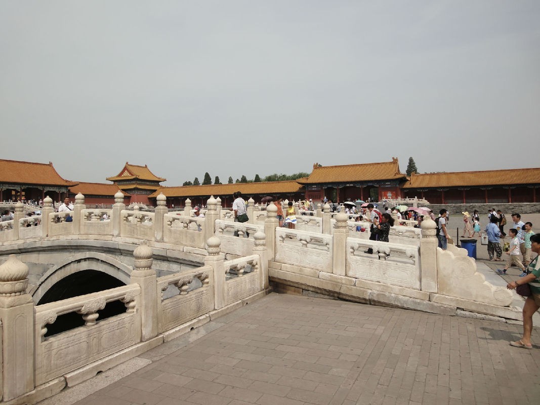 坐咩给“五华阿哥五华阿哥硬打硬”?