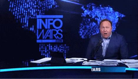 美国人智商欠费，川普带头追捧这个网红，结果全被骗