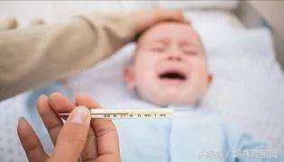 宝宝睡觉昼夜颠倒能自己调整好吗,睡眠时间昼夜颠倒怎么调整