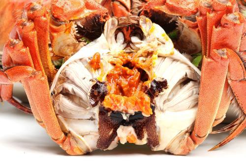 阳澄湖超详细的挑蟹技巧教给你,正确的吃蟹方法