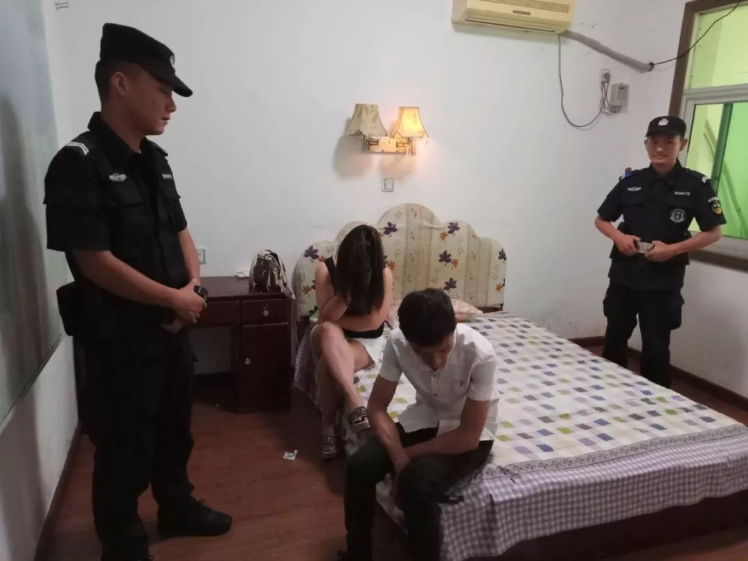 洗浴中心组织卖淫罪情节严重案例,洗浴中心组织卖淫案