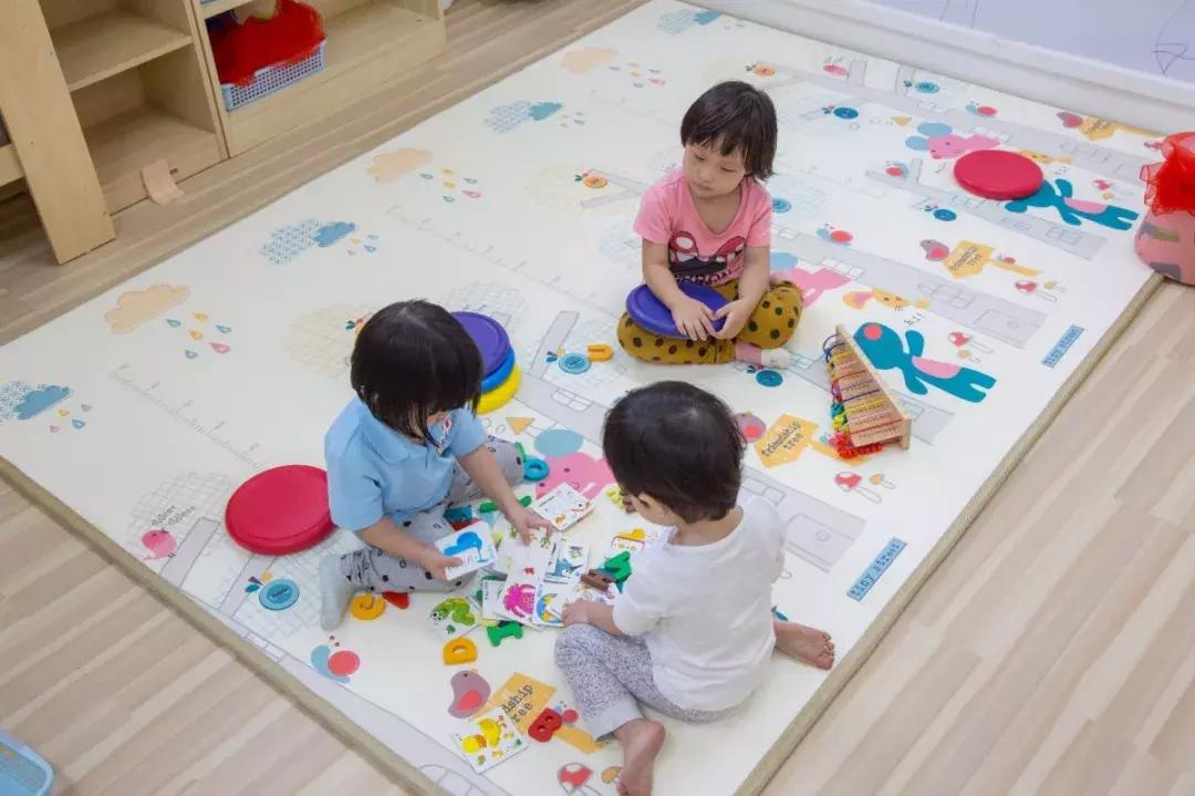 高端家庭式幼托中心,乌鲁木齐幼托中心推荐