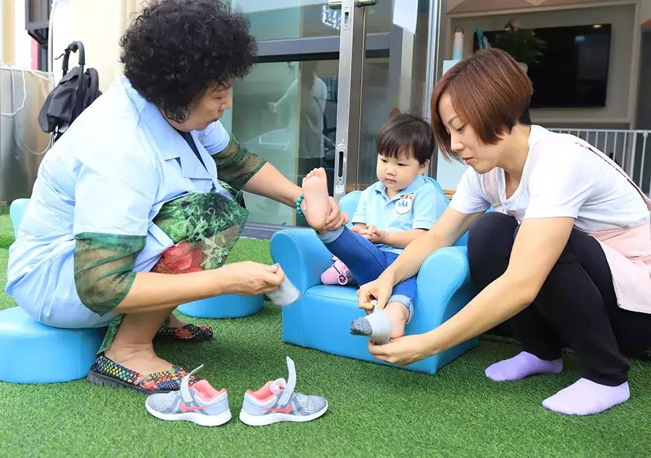 高端家庭式幼托中心,乌鲁木齐幼托中心推荐