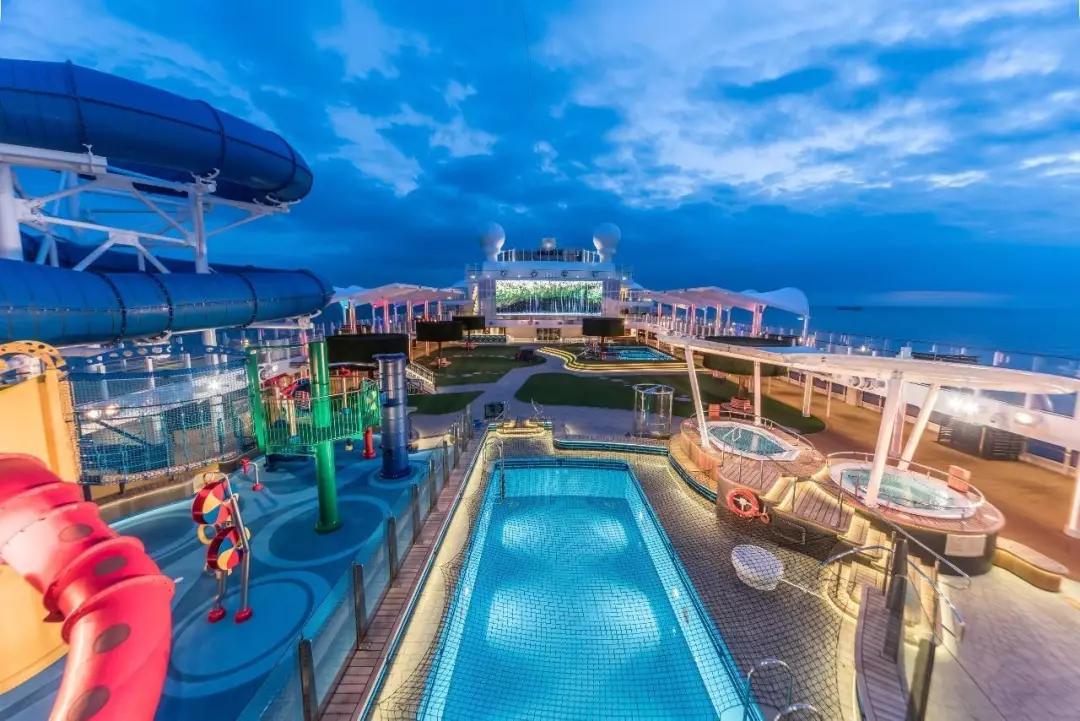 真相！喜悦号豪华邮轮退出中国，不是因为中国大妈大爷太能吃