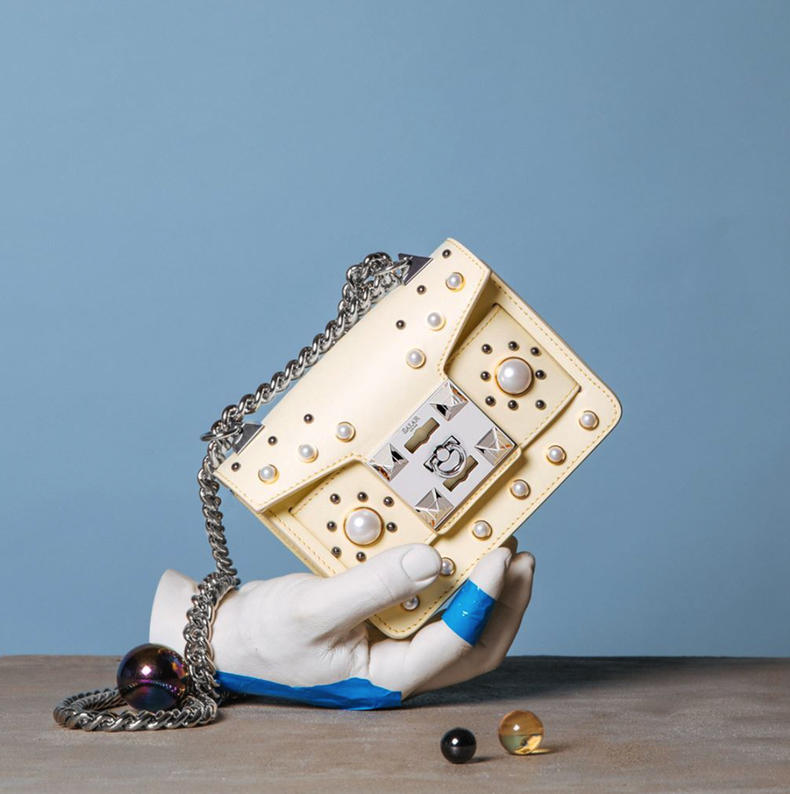 掐指一算你的行李箱,掐指一算你家缺一套这样的橱柜