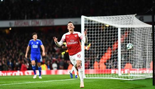 「闲话」枪狐大战，那个男人一射两传，理应当选全场最佳！