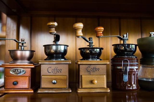 鑽疯姳鍙ら晣鑵惧啿,鑵惧啿鑽疯姳鍙ら晣