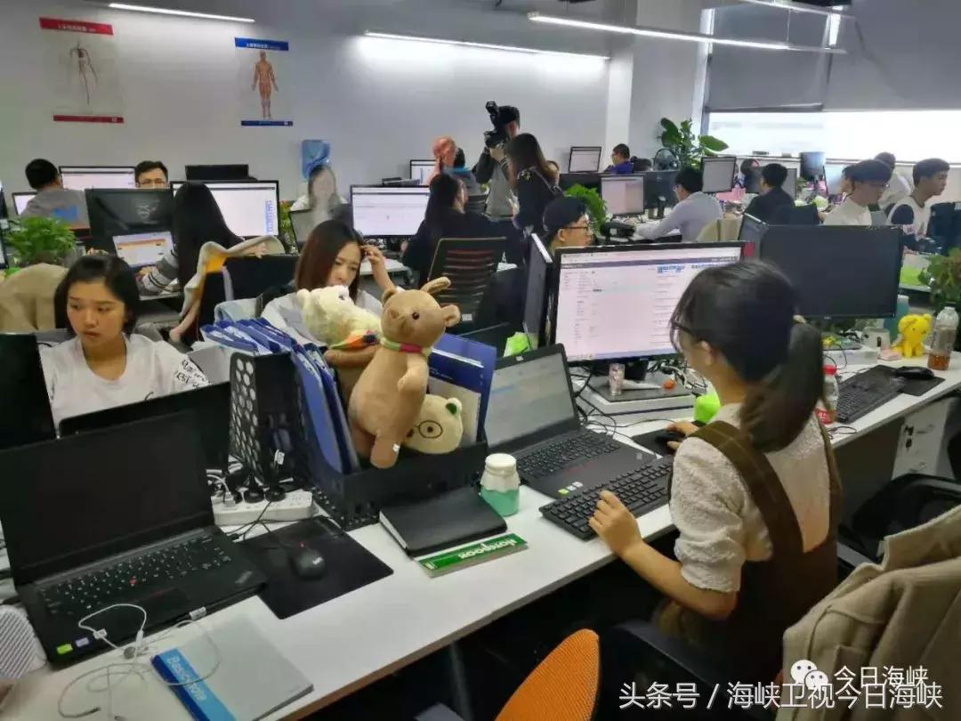 两岸e眼丨新世纪，看渤海湾！天津自贸区实力圈粉两岸记者点赞