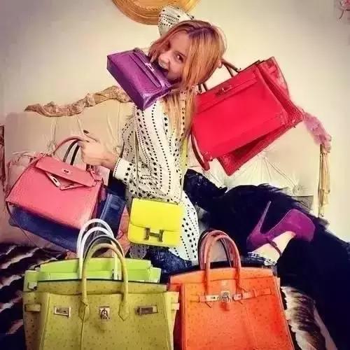 小心被重罚！回国帮亲友带礼物或被税！最高可罚50万！