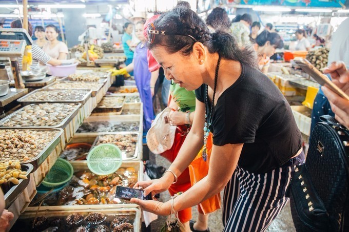 带你到三亚感受不一样的美食美景,三亚旅游必吃的美食清单大全