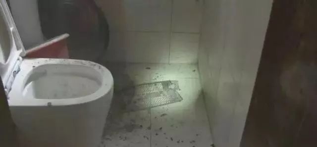 天气越来越冷了洗澡,浴霸冬天洗澡不冷可以吗