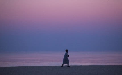 如果你喜欢上天蝎座，收起你的玻璃心，爱你是隐忍不爱是冰山