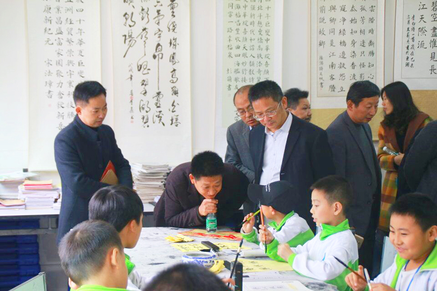 广安岳池2018年“三进校园”督导评估反馈会在东湖学校举行