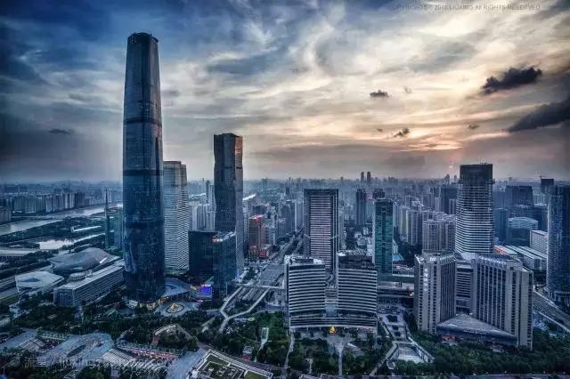 在广州上班一天是怎么度过的,在杭州上班一天花多少钱