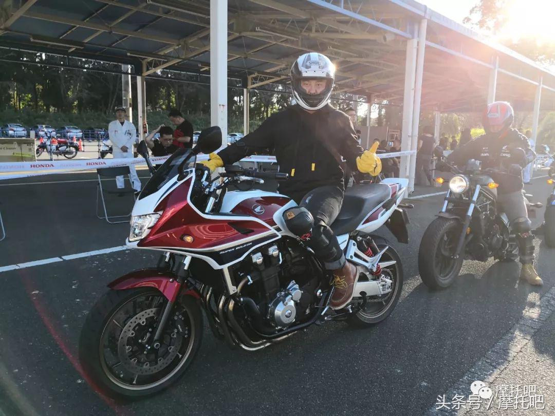 我来到了这些摩托车出生的地方,有幸试驾了一辆“特产CB”
